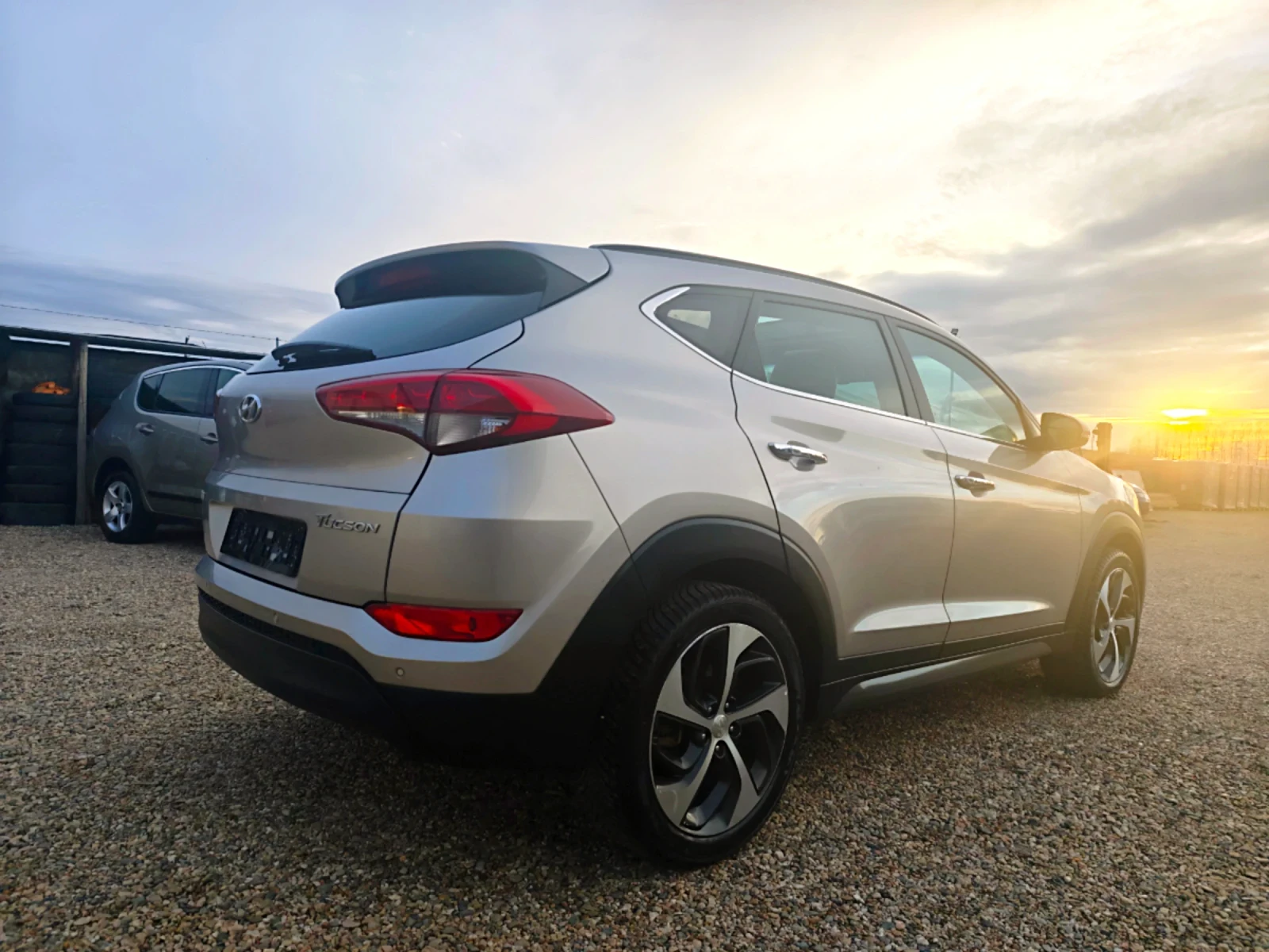 Hyundai Tucson FULL* 7скорости* НОВ* Швейцария , снимка 5 - Автомобили и джипове - 53923440
