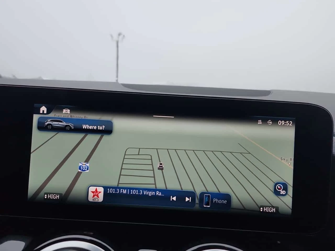 Mercedes-Benz GLA 250 ПАМЕТ| АМБИЕНТ| ПАНОРАМА| 2 КЛЮЧА| , снимка 11 - Автомобили и джипове - 54004673