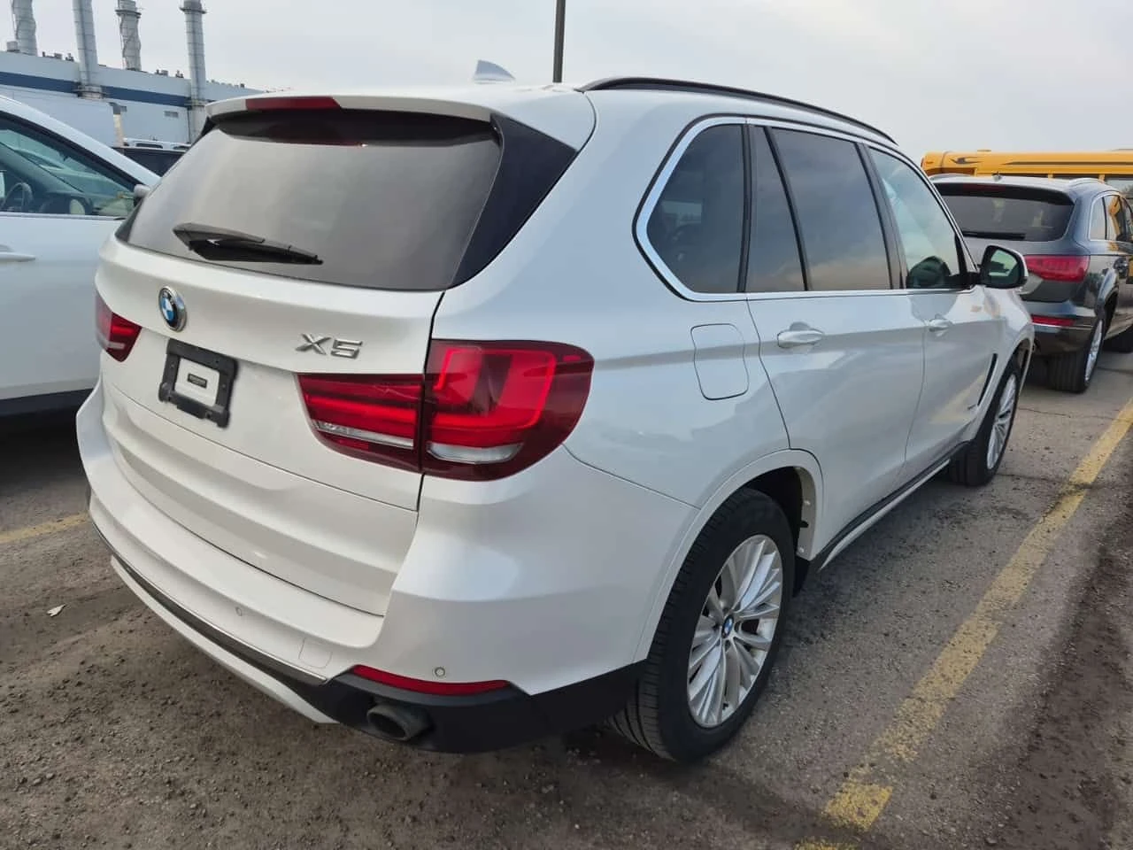 BMW X5 xDrive35I * CARFAX * LED фарове * Дигитално табло , снимка 3 - Автомобили и джипове - 54589476