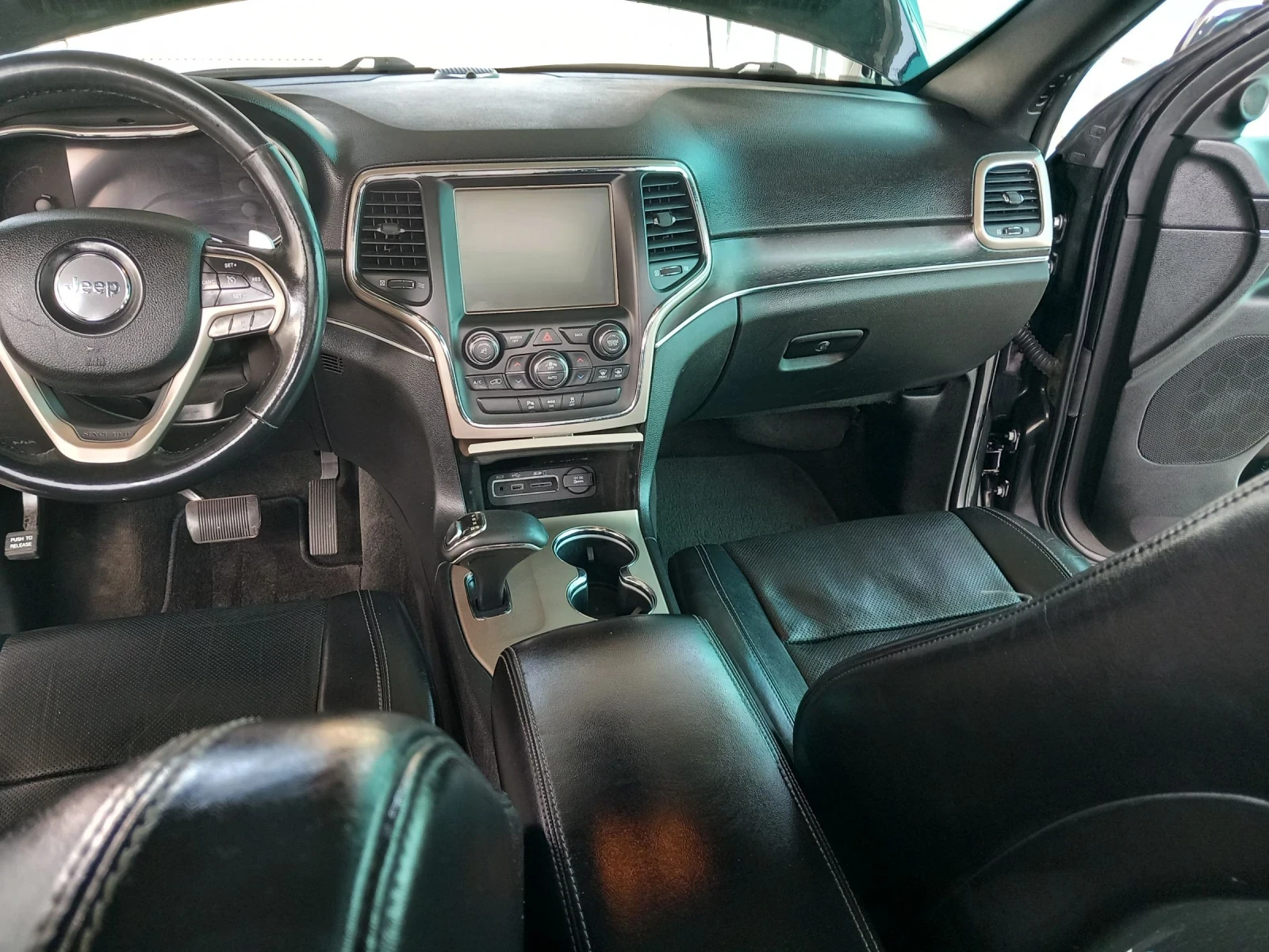 Jeep Grand cherokee 3.6 LIMITED , снимка 10 - Автомобили и джипове - 54672375