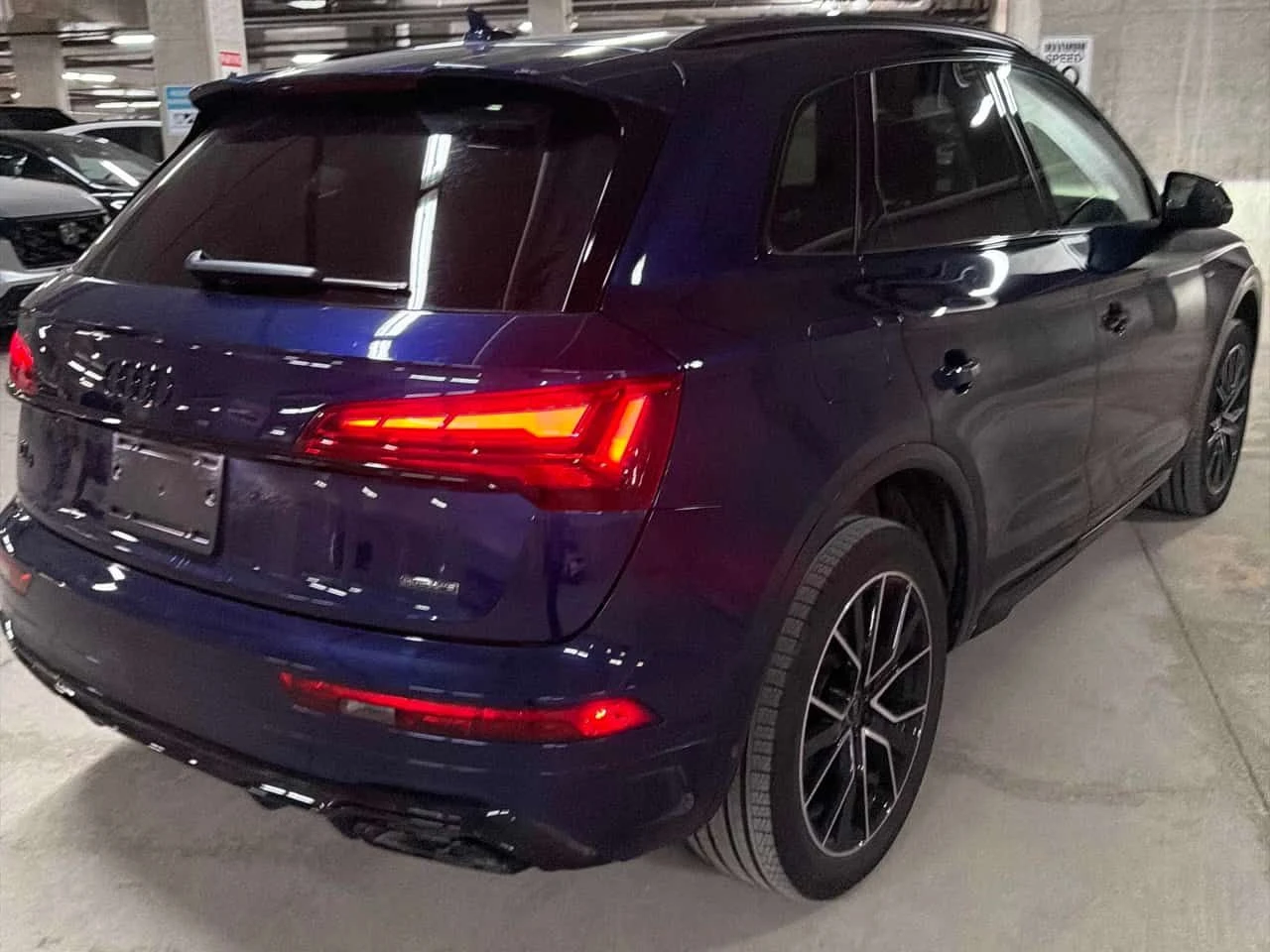 Audi Q5 Progressiv| CARFAX| АВТОКРЕДИТ, снимка 9 - Автомобили и джипове - 54744854