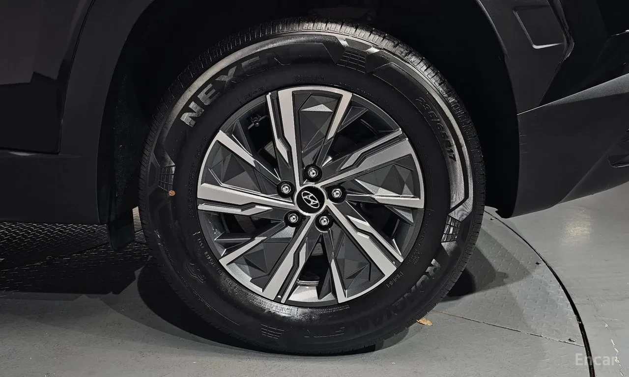 Hyundai Tucson HYBRID, снимка 4 - Автомобили и джипове - 54760401