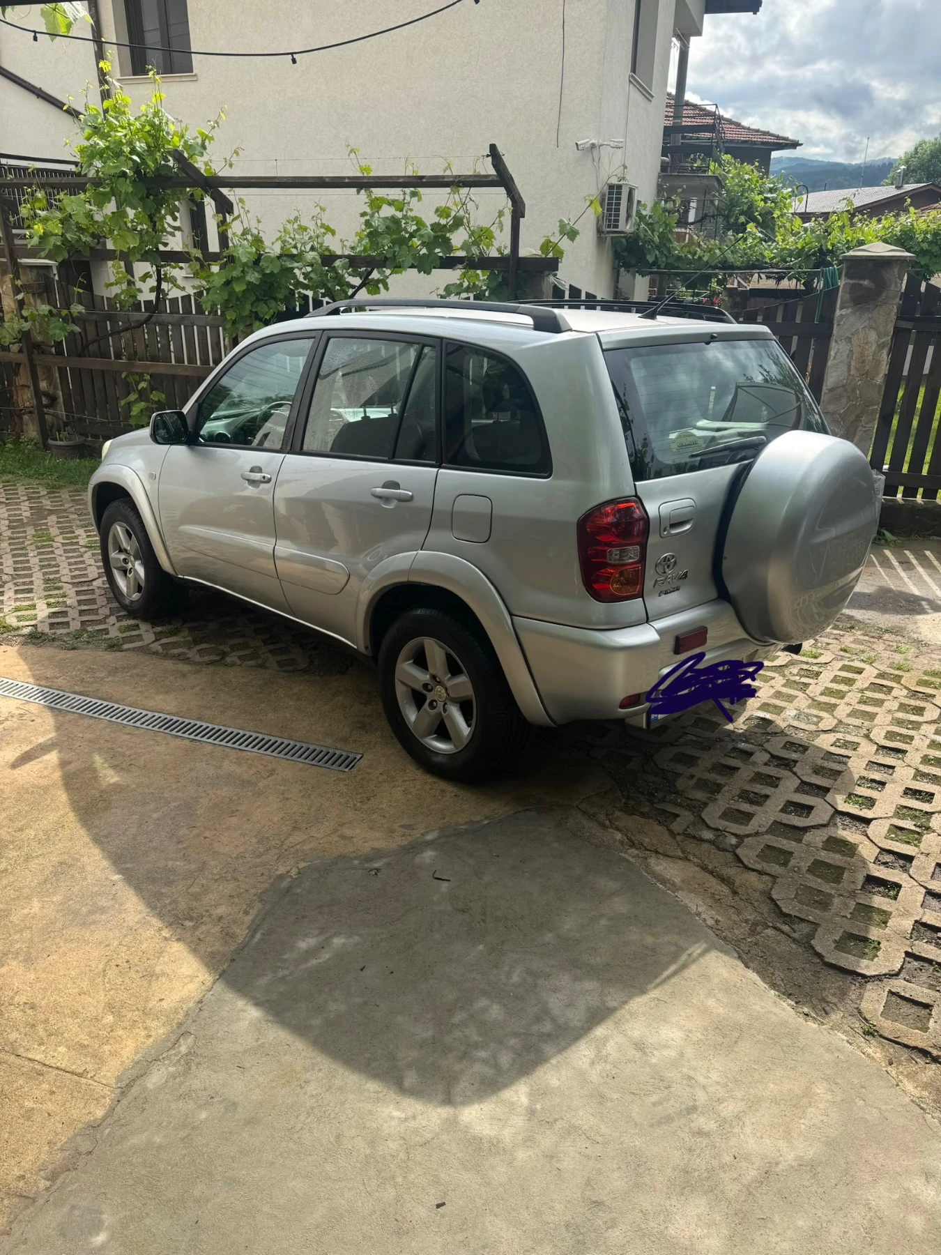 Toyota Rav4 D4D 4x4, снимка 3 - Автомобили и джипове - 54783169