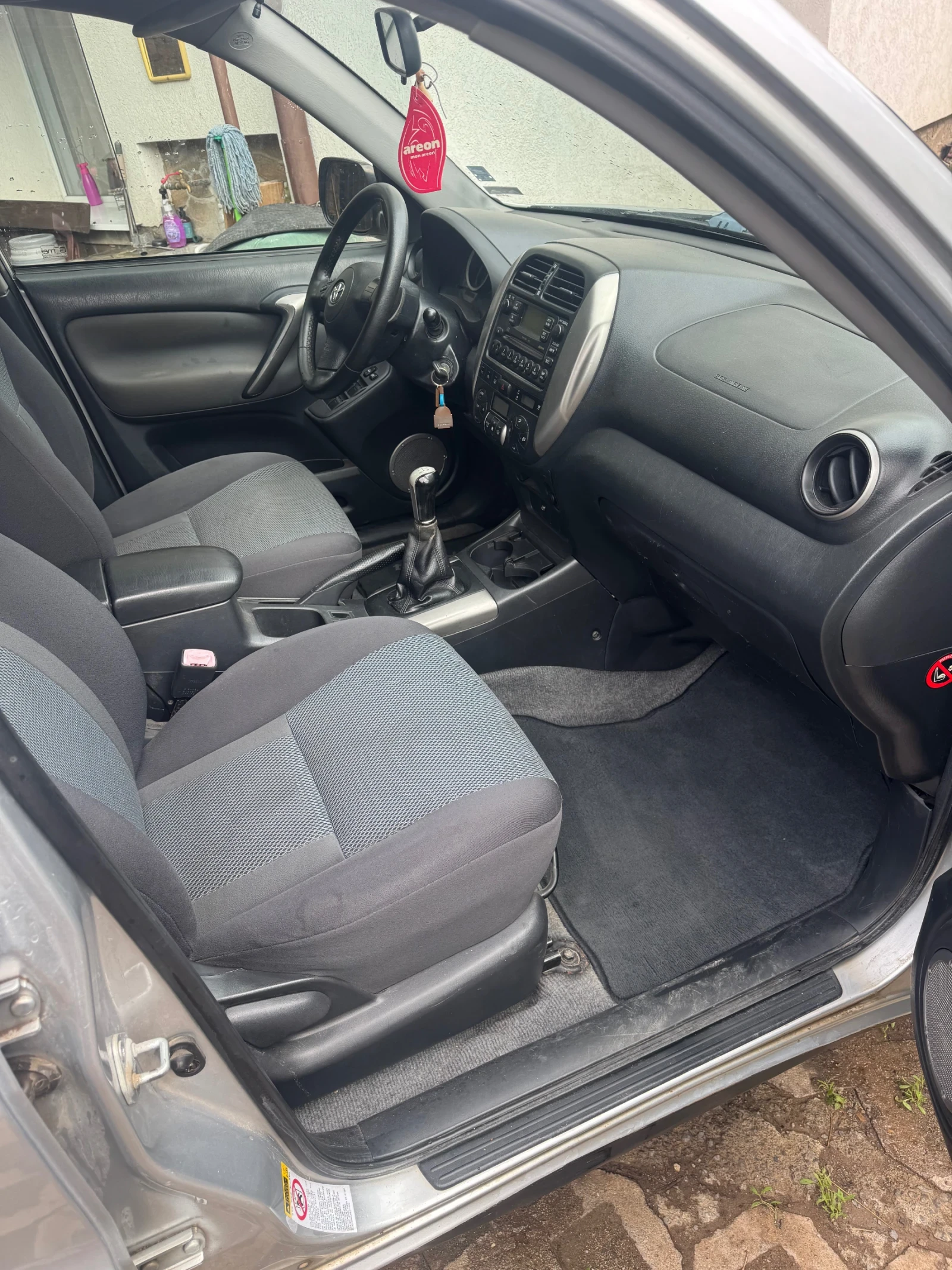 Toyota Rav4 D4D 4x4, снимка 12 - Автомобили и джипове - 54783169