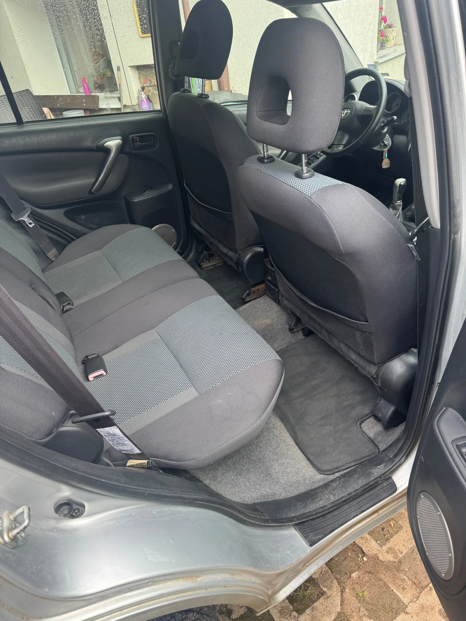 Toyota Rav4 D4D 4x4, снимка 11 - Автомобили и джипове - 54783169