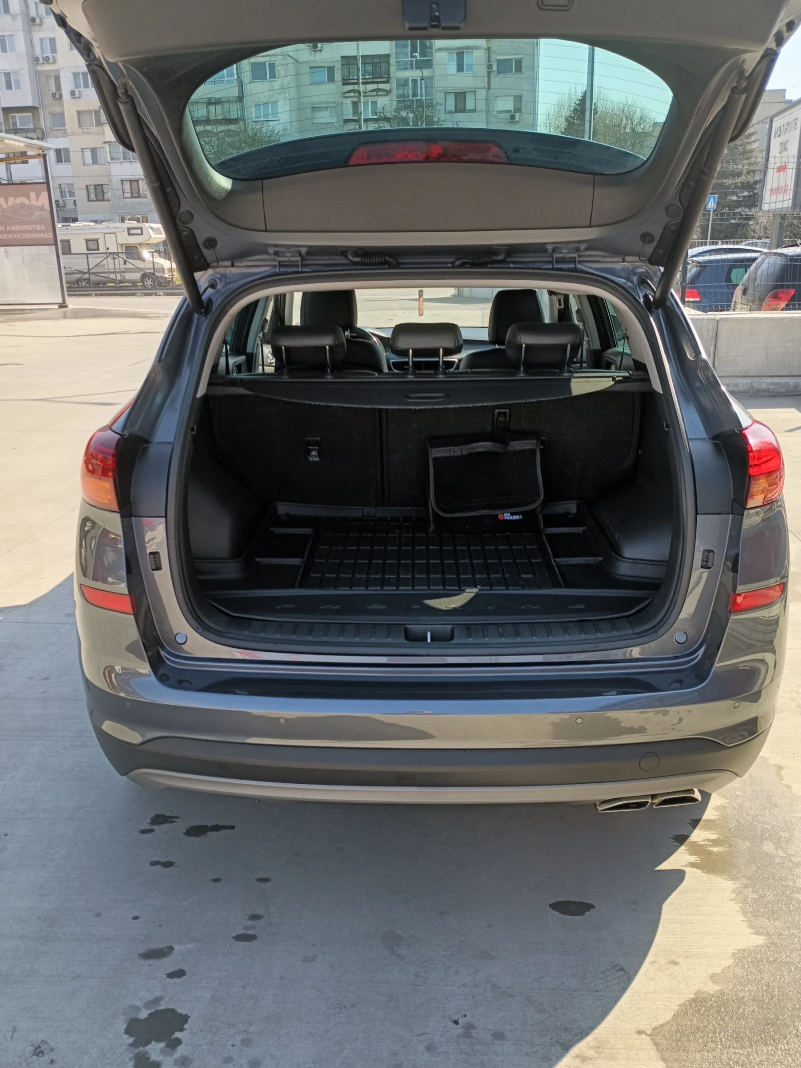 Hyundai Tucson, снимка 14 - Автомобили и джипове - 54932461