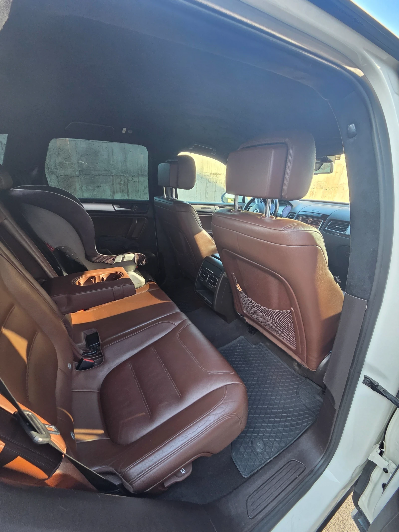 VW Touareg 3, 0 TDI 245к.с. , снимка 15 - Автомобили и джипове - 55082148