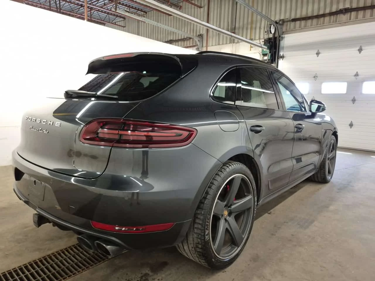 Porsche Macan * TURBO * CARFAX * Без инциденти * , снимка 3 - Автомобили и джипове - 55084740