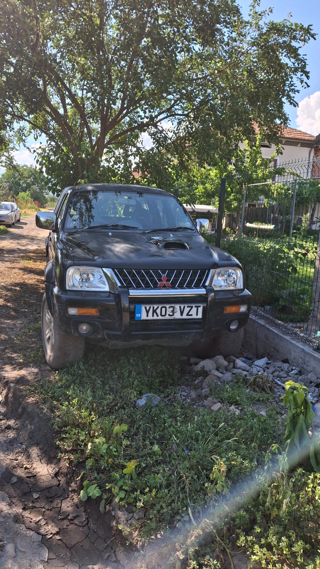 Mitsubishi L200