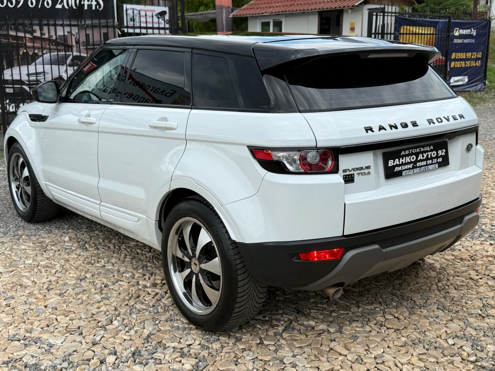 Land Rover Range Rover Evoque Всички екстри, снимка 4 - Автомобили и джипове - 55197941