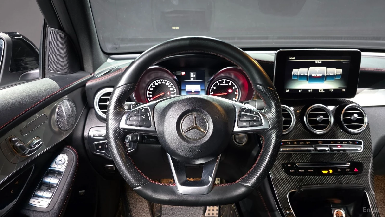 Mercedes-Benz GLC 43 AMG 4MATIC* КОЖА* ПОДГРЕВ* ПАНО* BURMESTER* 360* , снимка 12 - Автомобили и джипове - 55476793
