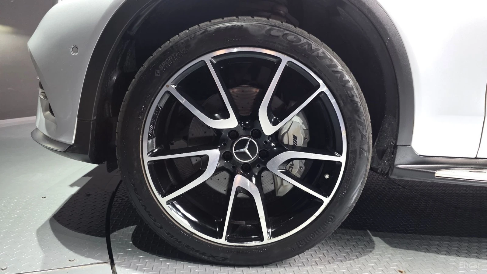Mercedes-Benz GLC 43 AMG 4MATIC* КОЖА* ПОДГРЕВ* ПАНО* BURMESTER* 360* , снимка 5 - Автомобили и джипове - 55476793