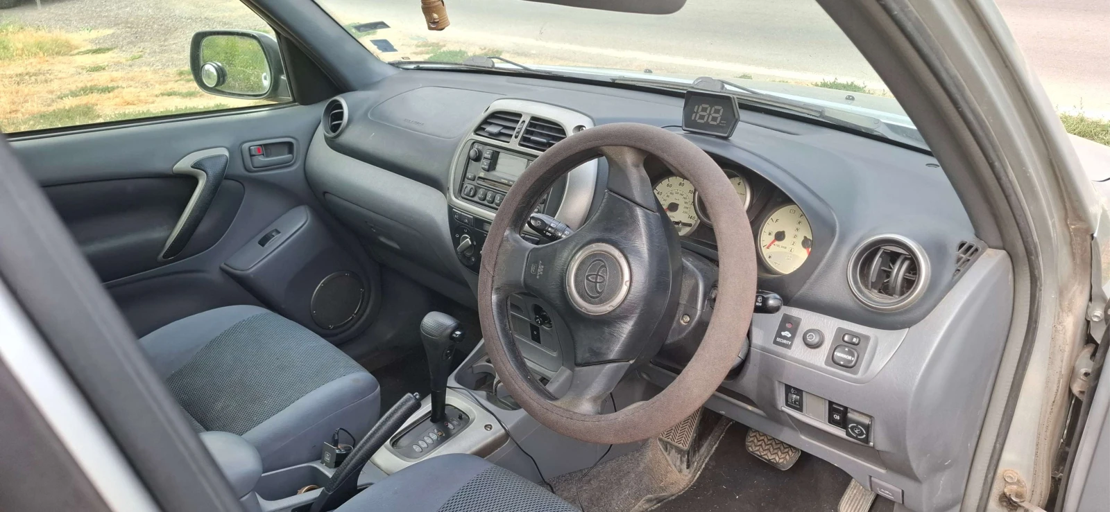 Toyota Rav4, снимка 3 - Автомобили и джипове - 55603722