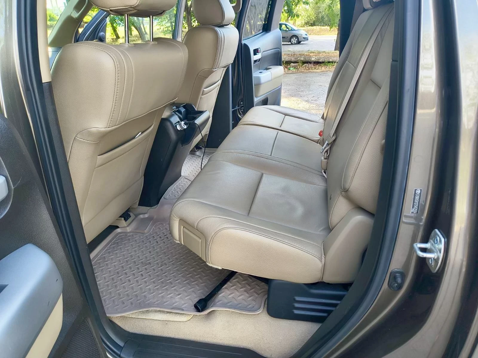 Toyota Tundra | Mobile.bg � ����������� 10