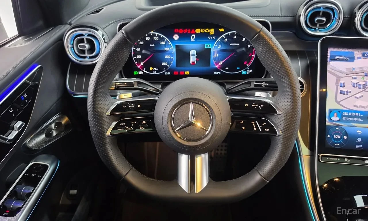 Mercedes-Benz GLC 300 4MATIC Coupe/ОБДУХВАНЕ/ПАНОРАМА/ДИСТРОНИК/360 , снимка 13 - Автомобили и джипове - 55954038
