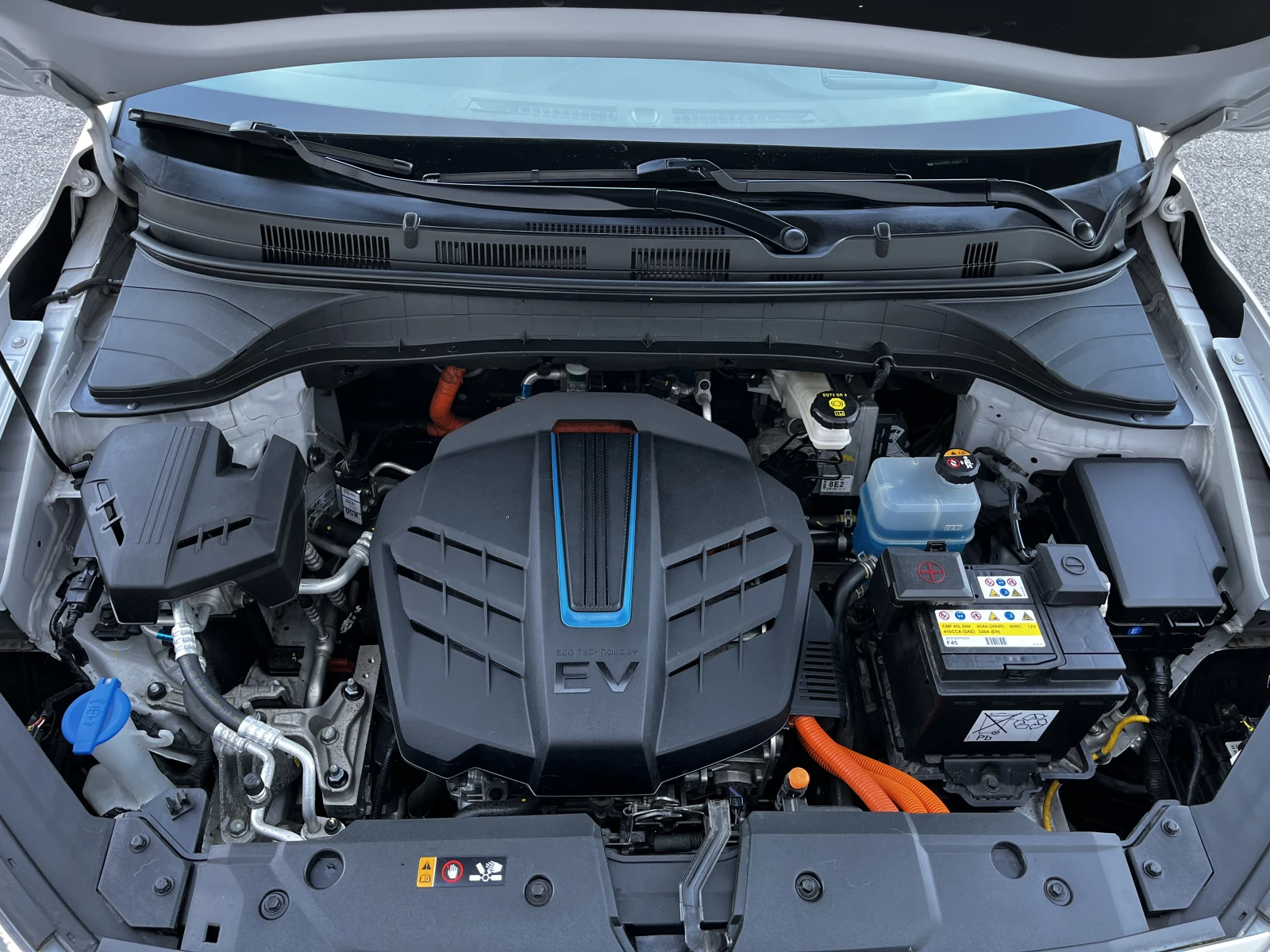 Hyundai Kona EV 64KW/h 204 k.�. SOH-93% ����� �����, HEAD UP  | Mobile.bg � ����������� 7
