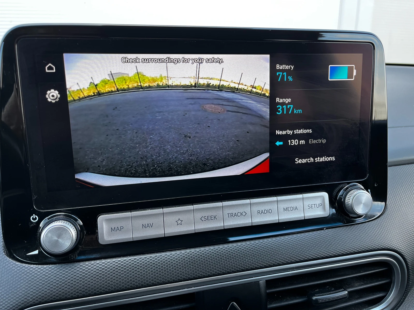 Hyundai Kona EV 64KW/h 204 k.�. SOH-93% ����� �����, HEAD UP  | Mobile.bg � ����������� 12