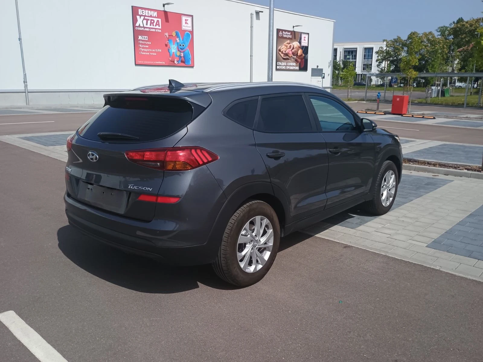 Hyundai Tucson, снимка 6 - Автомобили и джипове - 56651371