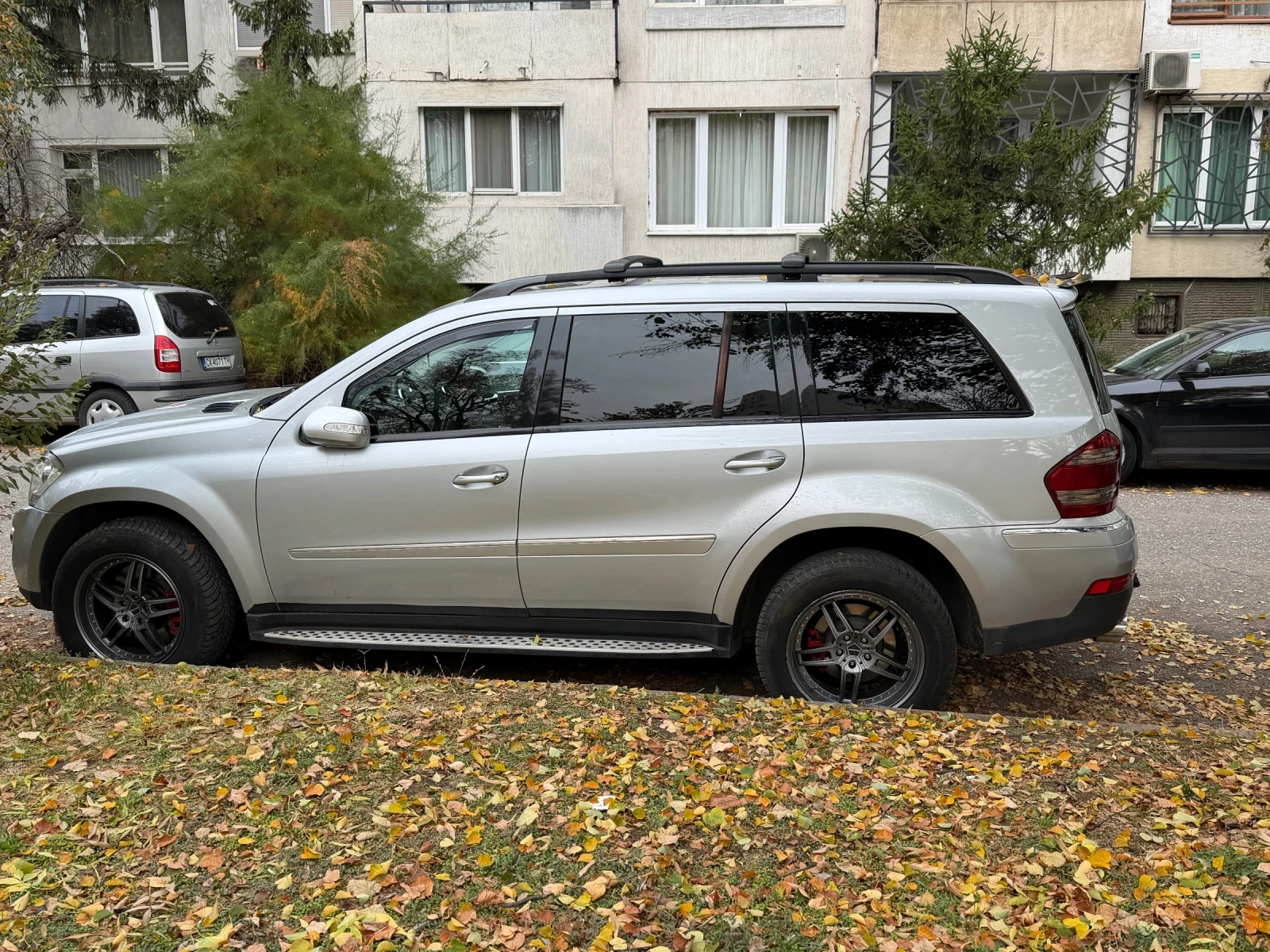Mercedes-Benz GL 320, снимка 2 - Автомобили и джипове - 56713022