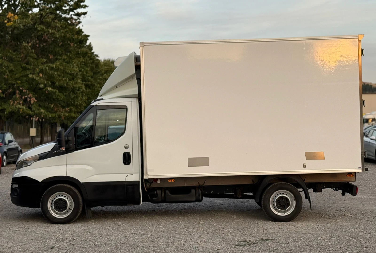 Iveco Daily 35S14 * Хладилен -24* * Автоматик* * Климатроник*  - изображение 7