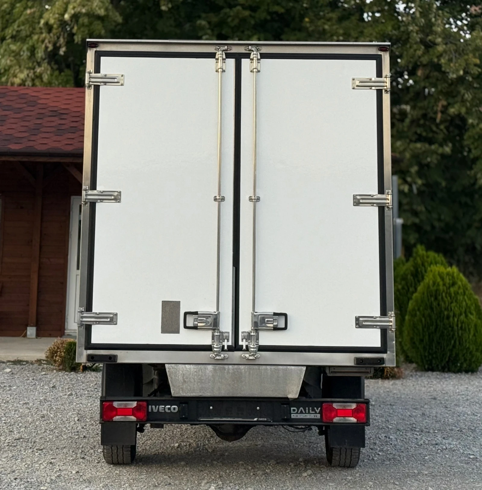 Iveco Daily 35S14 * Хладилен -24* * Автоматик* * Климатроник*  - изображение 5