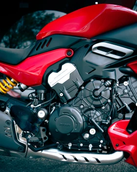 Ducati Diavel V4 | Mobile.bg    10