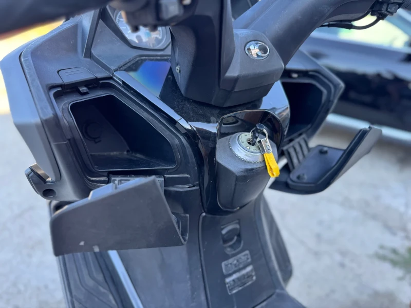 Kymco Downtown ABS 350i * 29 000* РЕГИСТРИРАН , снимка 16 - Мотоциклети и мототехника - 51525823