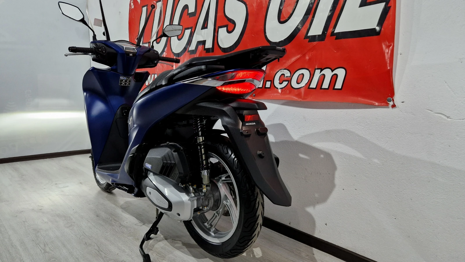 Honda Sh 150i ABS, LED, TC, START-STOP. 2022г.! 6427км ! - изображение 4