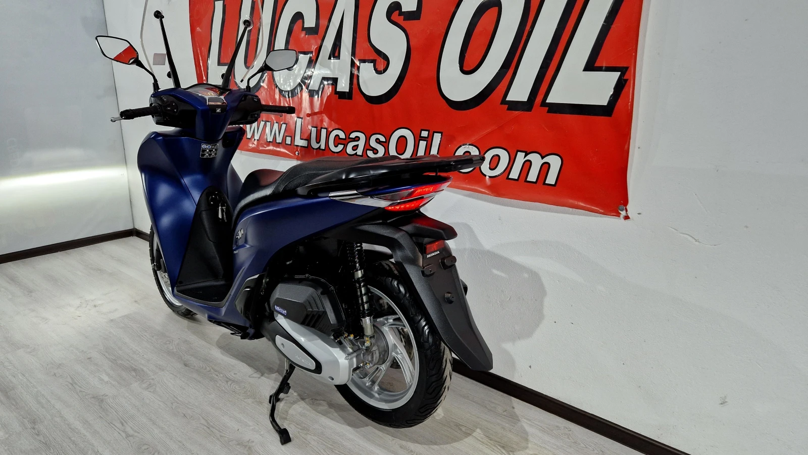 Honda Sh 150i ABS, LED, TC, START-STOP. 2022г.! 6427км ! - изображение 3