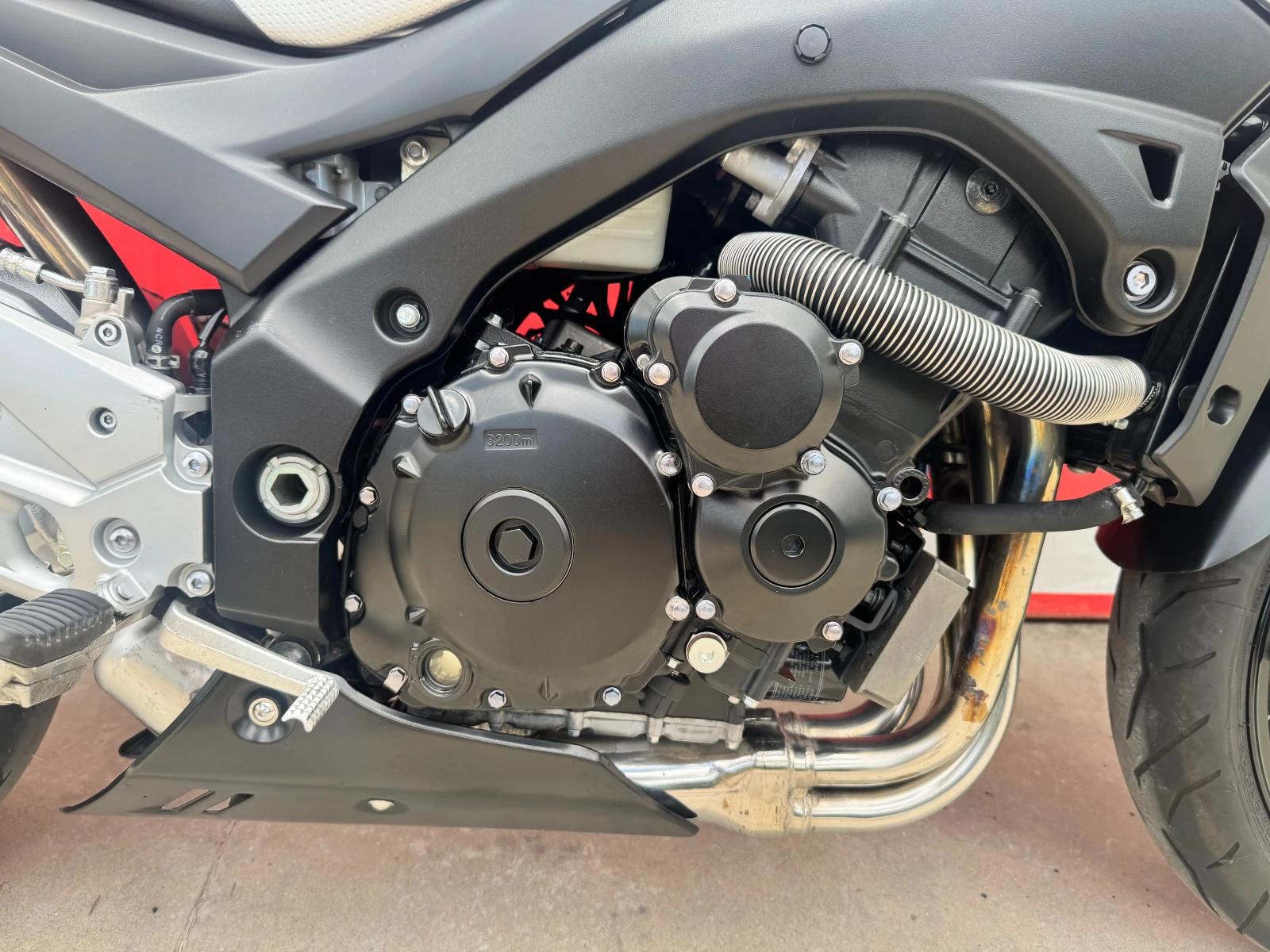 Suzuki Gsr `600, снимка 6 - Мотоциклети и мототехника - 55414216