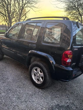 Jeep Cherokee Liberty 2002 3.7 , снимка 4