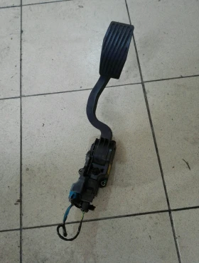 ел педал газ Ситроен Немо 1.4хди