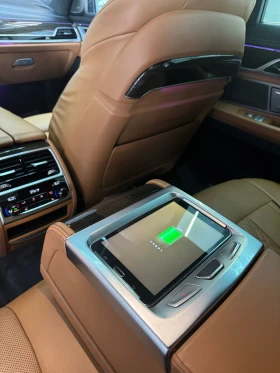 BMW 750 i xDrive * FULL Екстри * HARMAN/KARDON * HEAD UP, снимка 7
