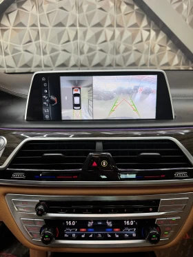 BMW 750 i xDrive * FULL Екстри * HARMAN/KARDON * HEAD UP, снимка 12