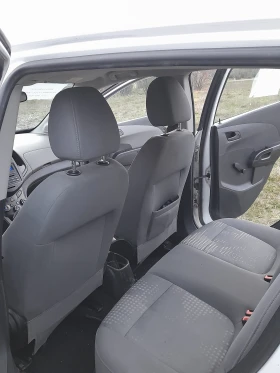 Chevrolet Aveo Газ, снимка 10