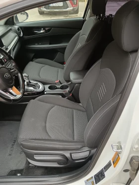 Kia Ceed 2.0Forte K5 LPG , снимка 14