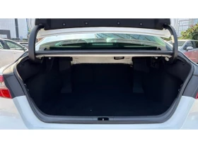 Toyota Camry 2.5HSD ELEGANCE, снимка 10