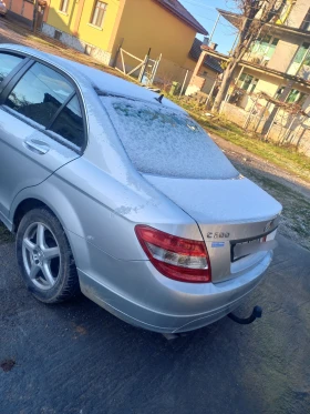 Mercedes-Benz C 200, снимка 3