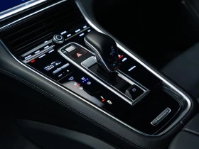 Porsche Panamera Turbo S E Hybrid* FACE* Bose* Обдухв* Lift* HUD* 3, снимка 9