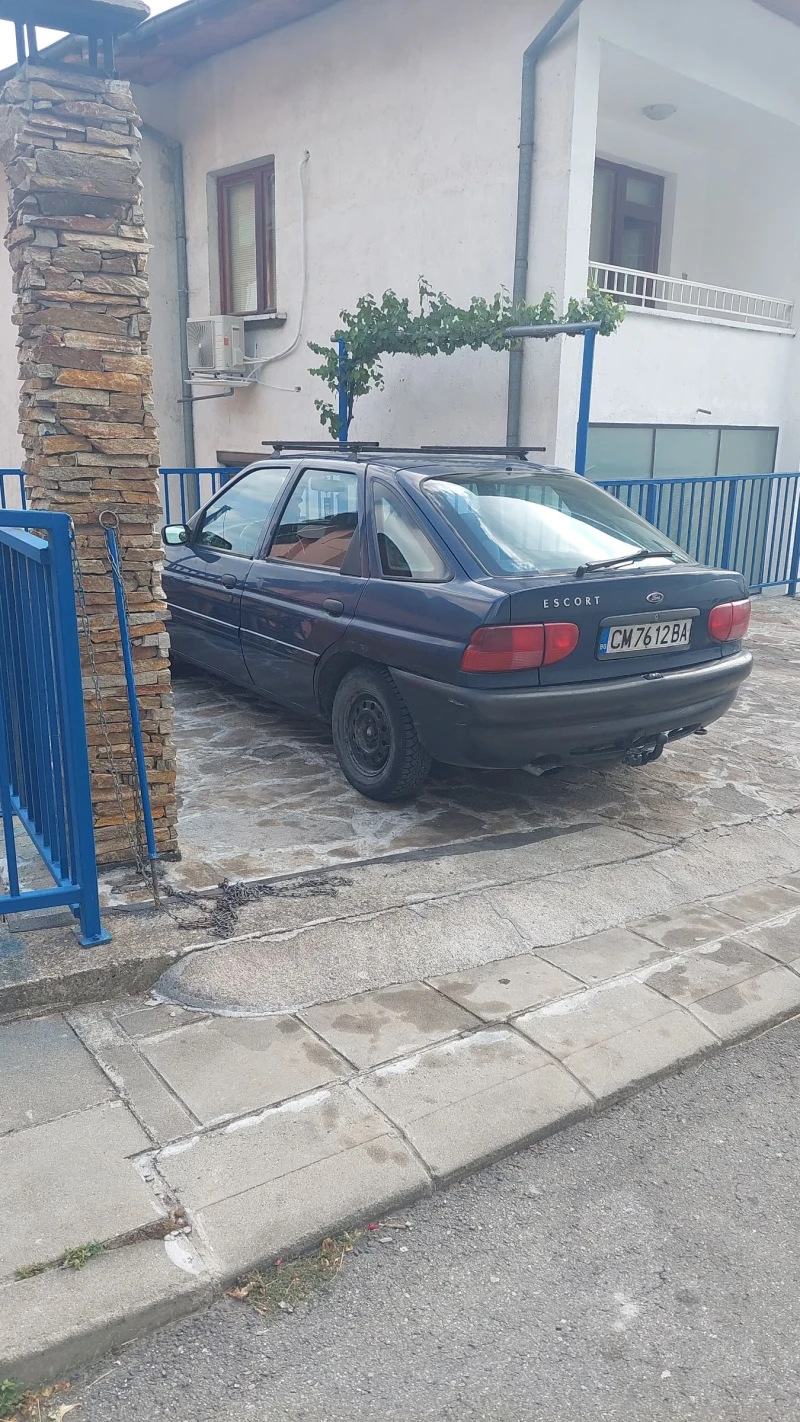 Ford Escort 1.8 diesel , снимка 2 - Автомобили и джипове - 47185766