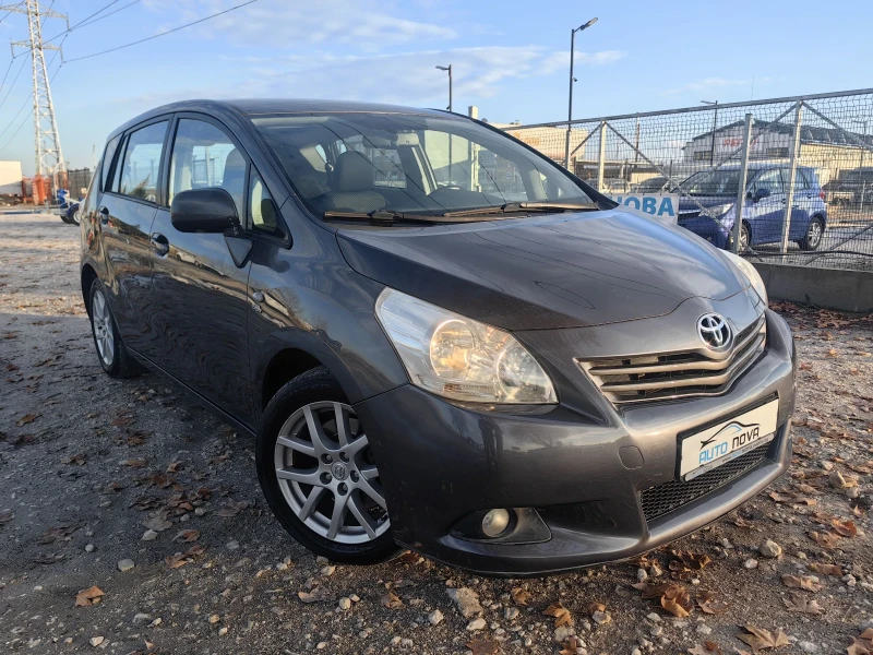 Toyota Verso 2.2 150 К.С. ДИЗЕЛ!АВТОМАТ! КАТО НОВА , снимка 16 - Автомобили и джипове - 48285362