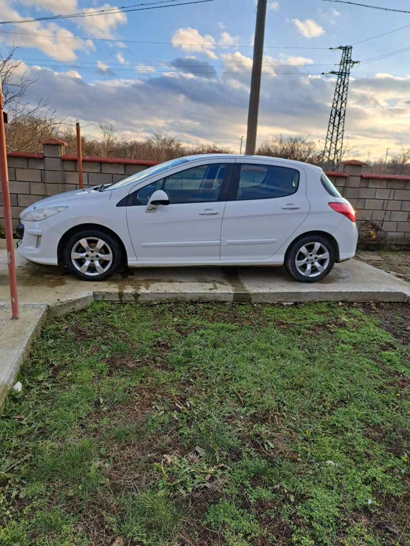 Peugeot 308, снимка 1 - Автомобили и джипове - 48646567