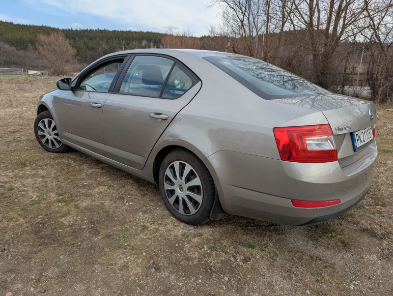 Skoda Octavia 1.2 TSI LPG, снимка 9 - Автомобили и джипове - 48929144