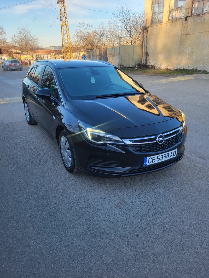 Opel Astra, снимка 2 - Автомобили и джипове - 49393982