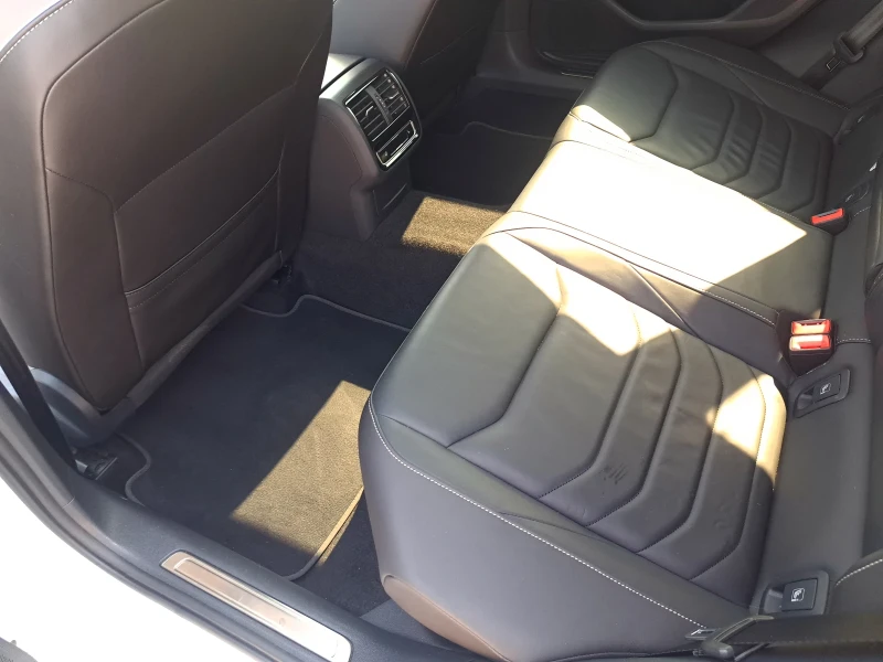 VW Arteon Елеганс 4MOTION* , снимка 15 - Автомобили и джипове - 51320330