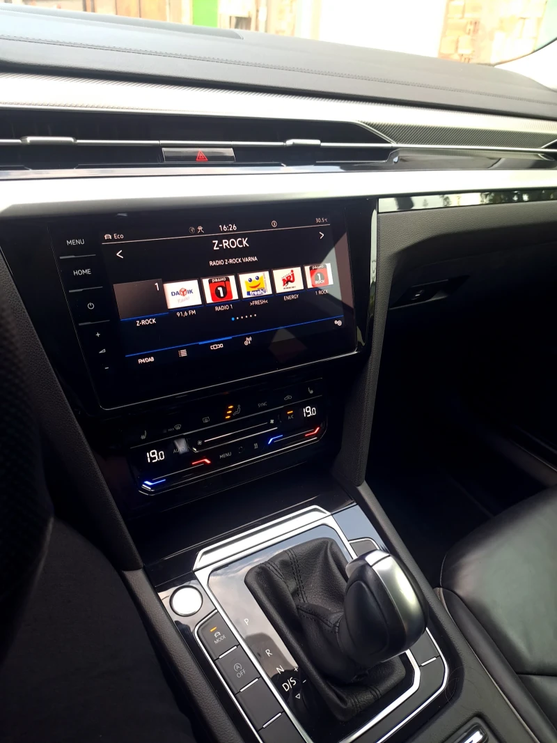 VW Arteon Елеганс 4MOTION* , снимка 13 - Автомобили и джипове - 51320330