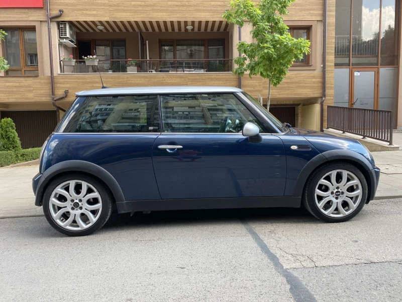 Mini Cooper ОТЛИЧНО СЪСТОЯНИЕ , снимка 4 - Автомобили и джипове - 51372725