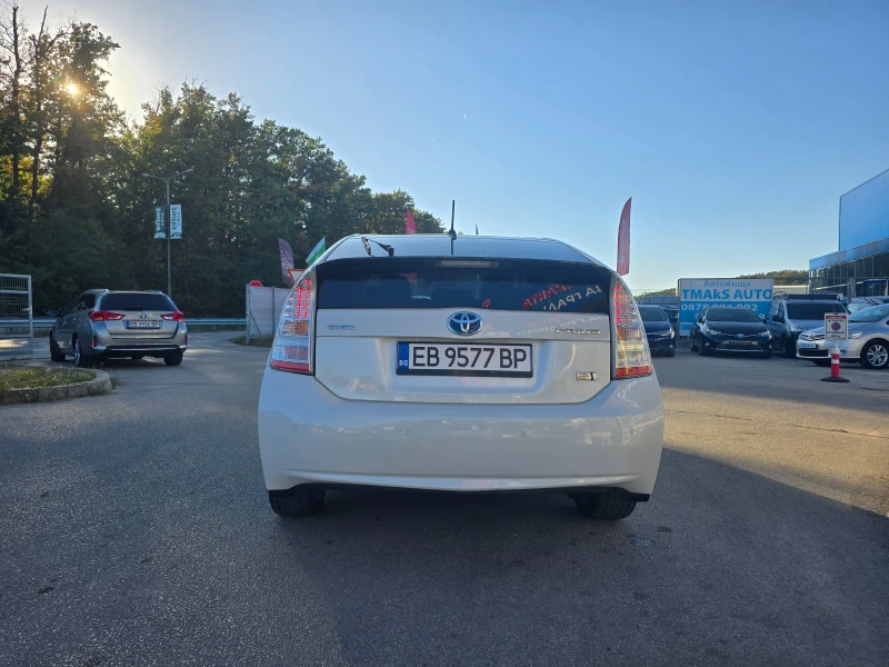 Toyota Prius 1.8i HYBRID/TOP, снимка 4 - Автомобили и джипове - 51800357