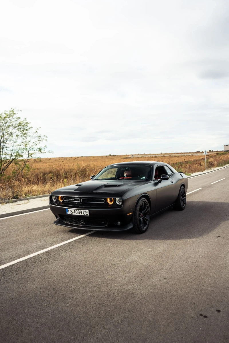 Dodge Challenger SXT Plus, снимка 5 - Автомобили и джипове - 52644888