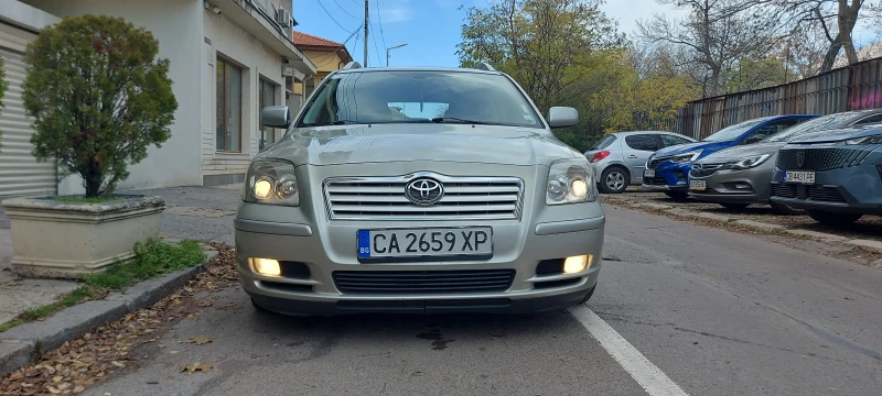 Toyota Avensis, снимка 16 - Автомобили и джипове - 52506574